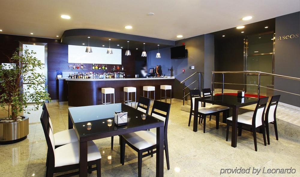 Occidental Vigo Hotel Restaurant billede
