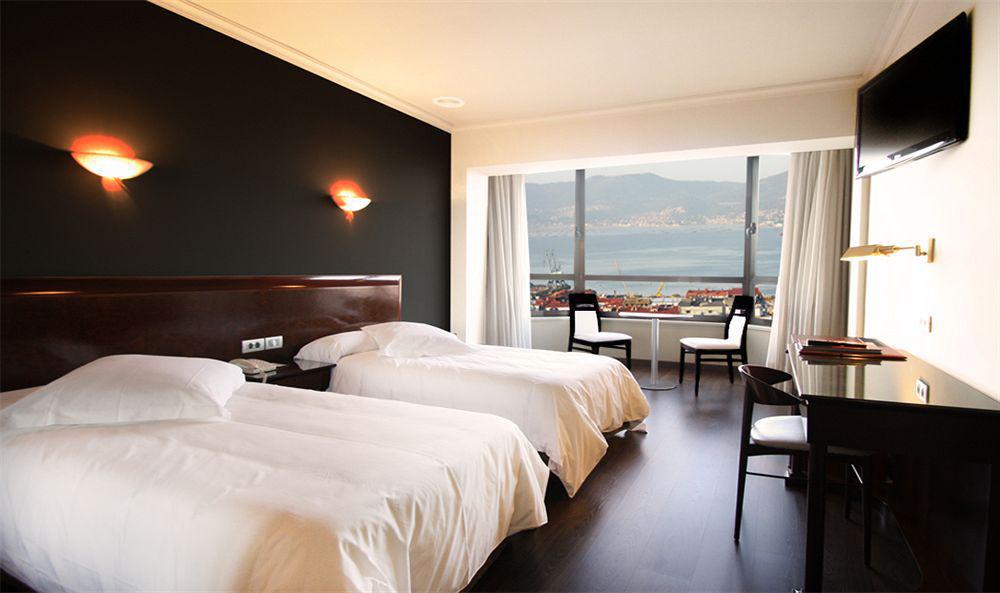 Occidental Vigo Hotel Værelse billede